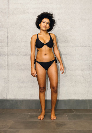 LOVJOI Bikini Slip aus innovativem Bio-Based Material nachhaltig hergestellt in Europa